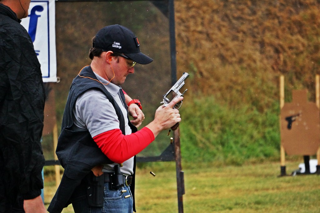 IDPA стрелок