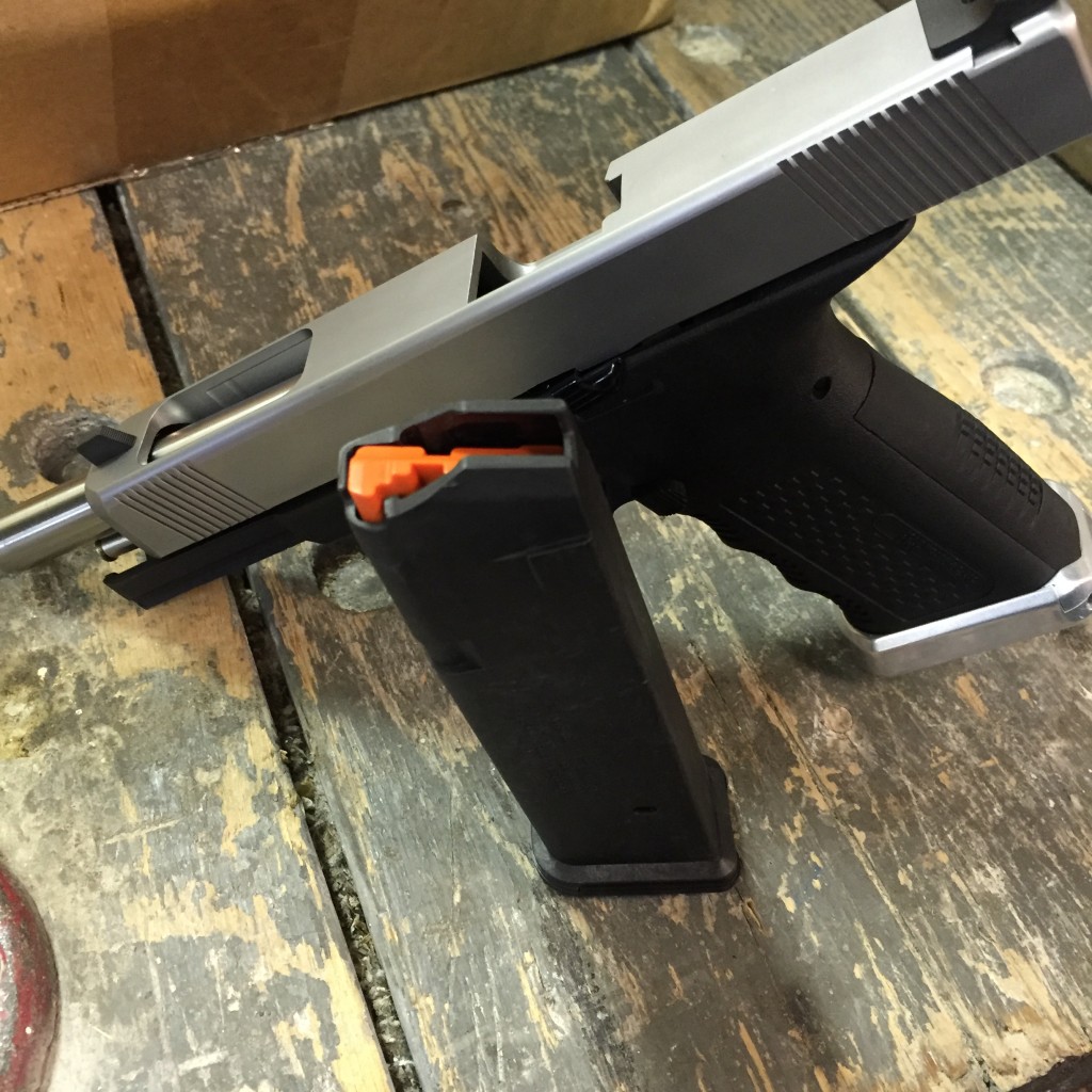 Timberwolf Tactical 9mm with Magpul Pmag
